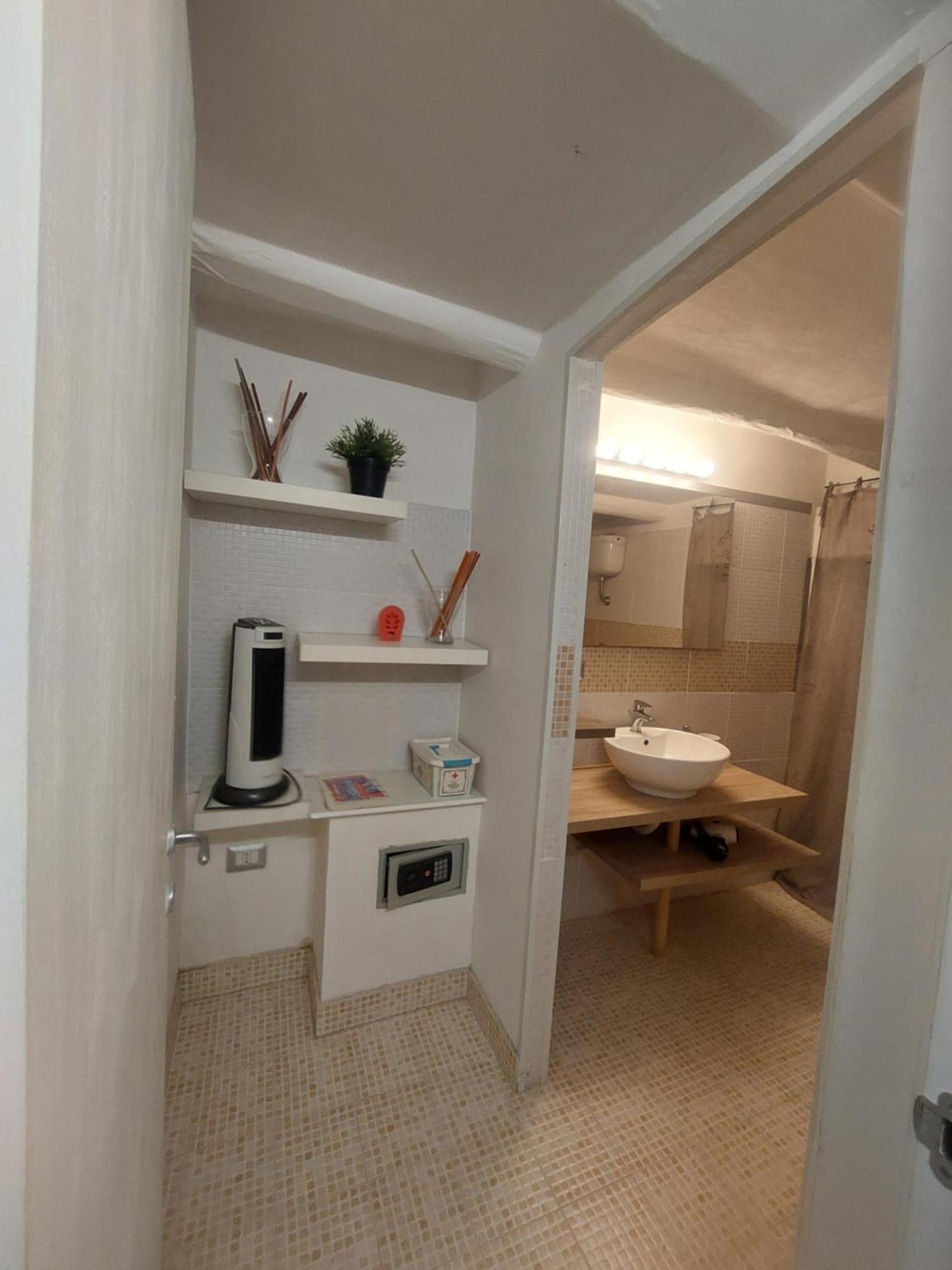 Be Blu Apartment Наполи Екстериор снимка