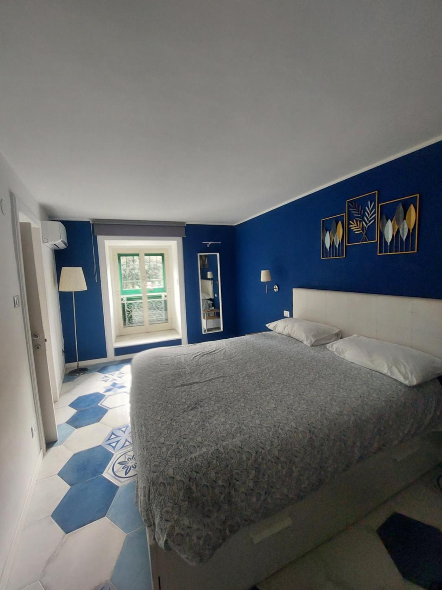 Be Blu Apartment Наполи Екстериор снимка
