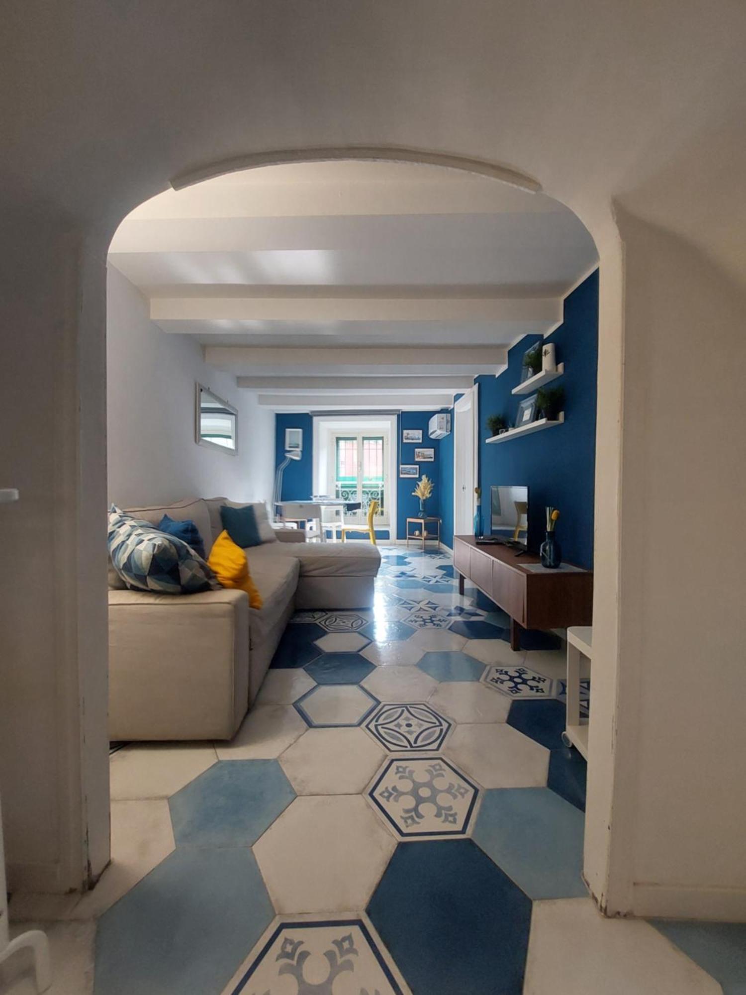 Be Blu Apartment Наполи Екстериор снимка