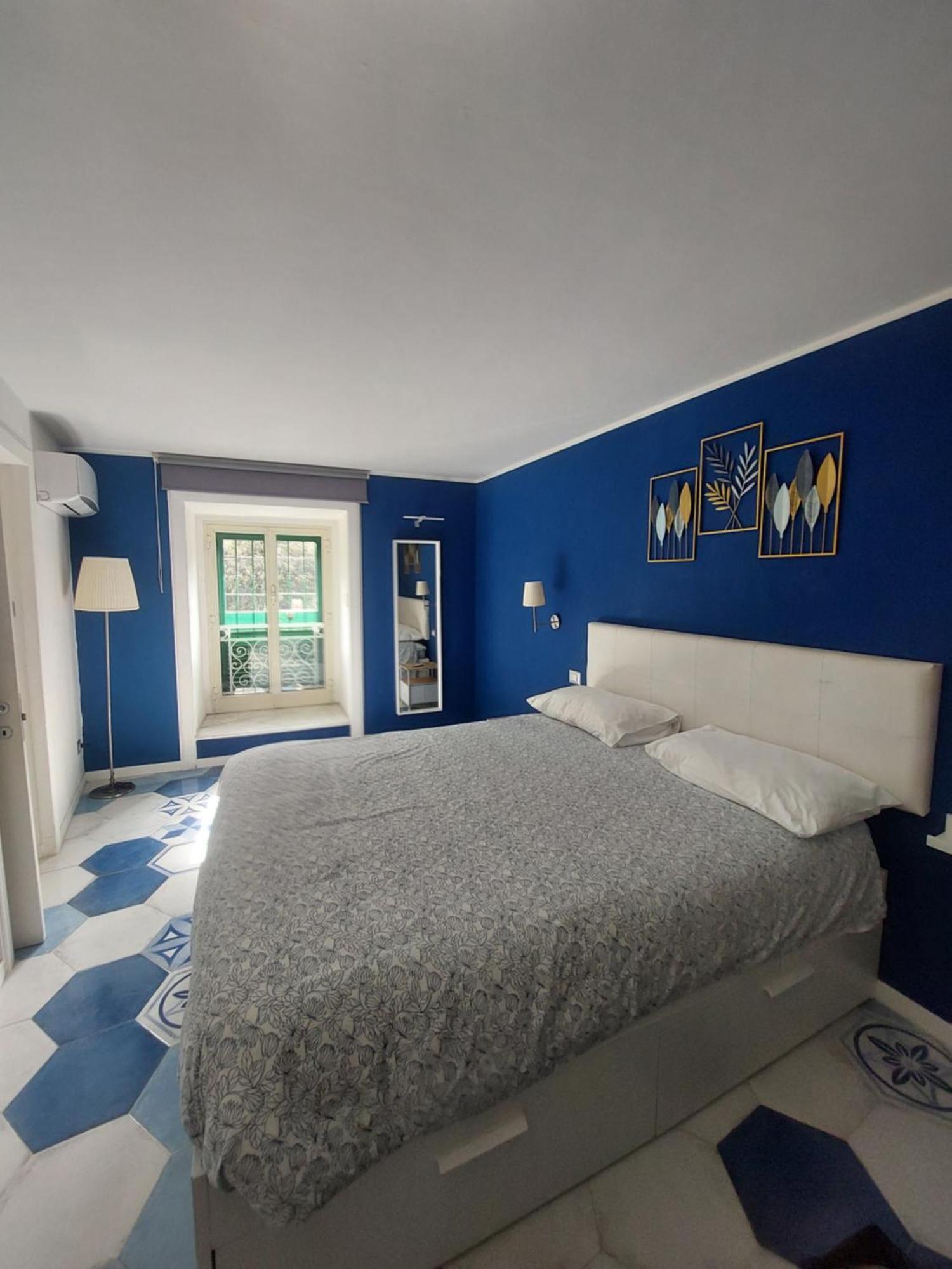 Be Blu Apartment Наполи Екстериор снимка