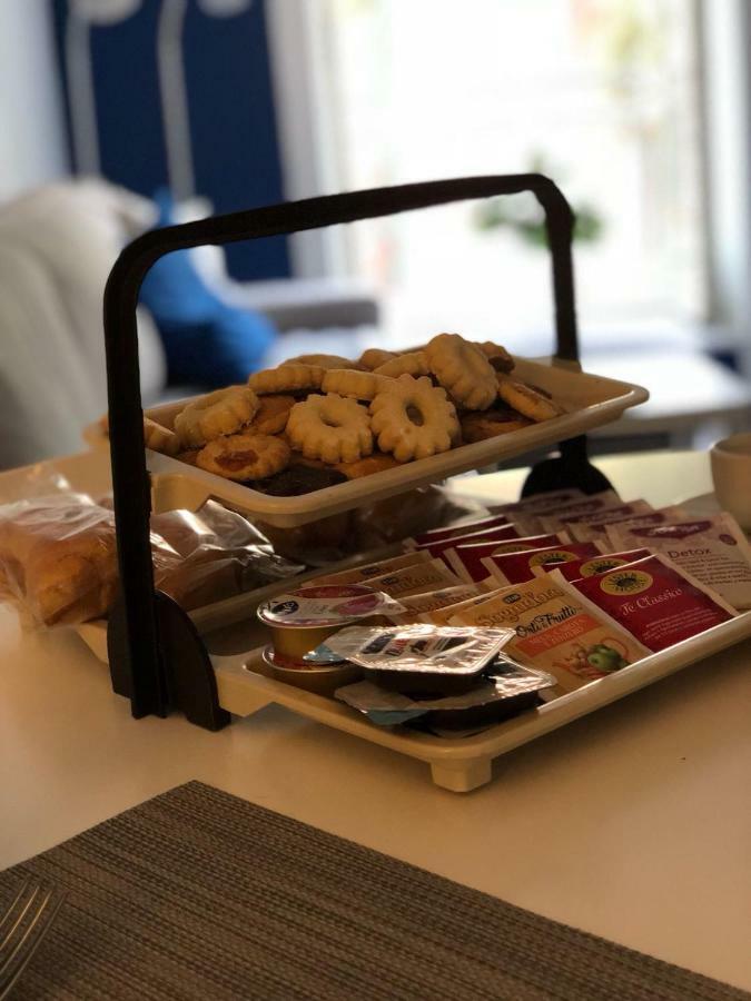 Be Blu Apartment Наполи Екстериор снимка