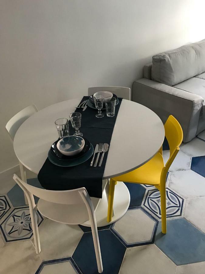 Be Blu Apartment Наполи Екстериор снимка