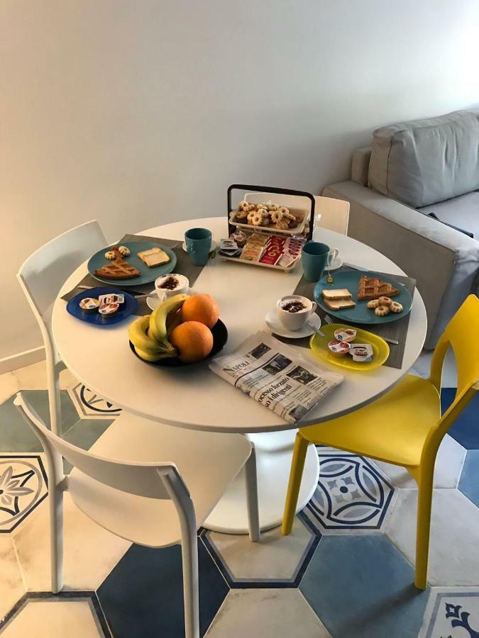 Be Blu Apartment Наполи Екстериор снимка