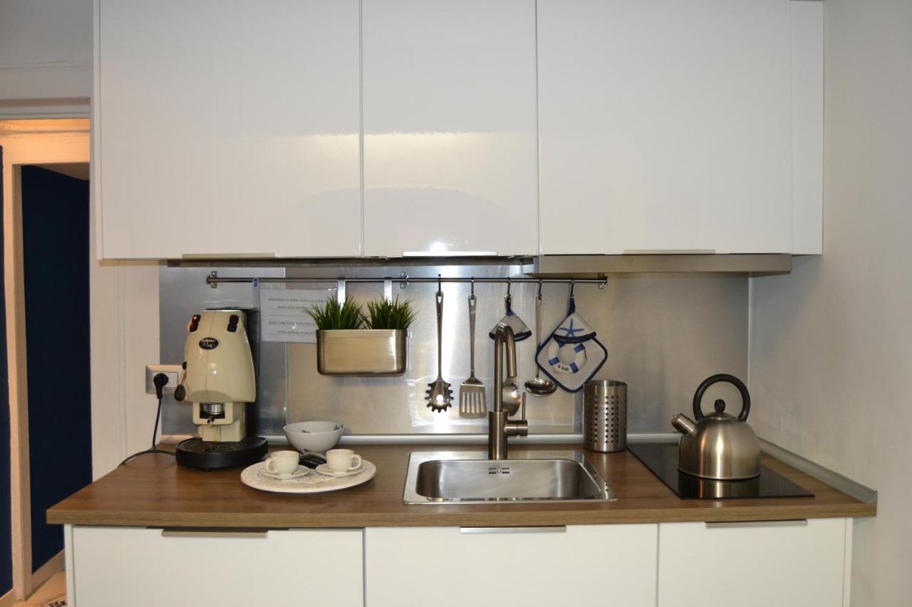 Be Blu Apartment Наполи Екстериор снимка