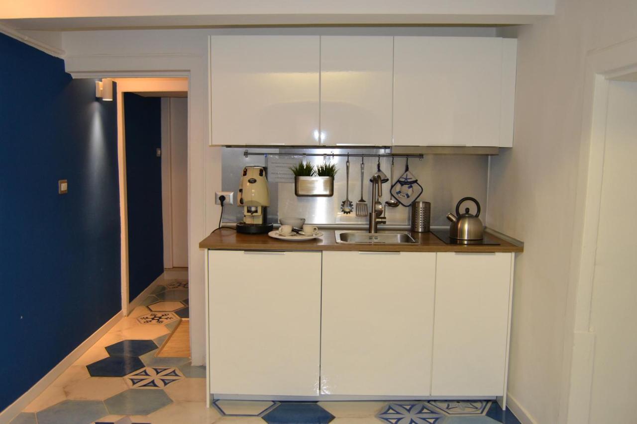 Be Blu Apartment Наполи Екстериор снимка